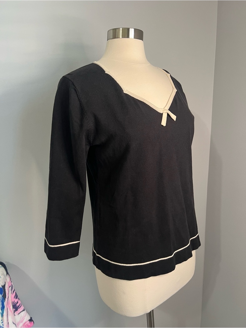 Spenser Jeremy Size XL Black Cream Silk Blend V-Neck Vintage Pullover Sweater - Picture 9 of 11